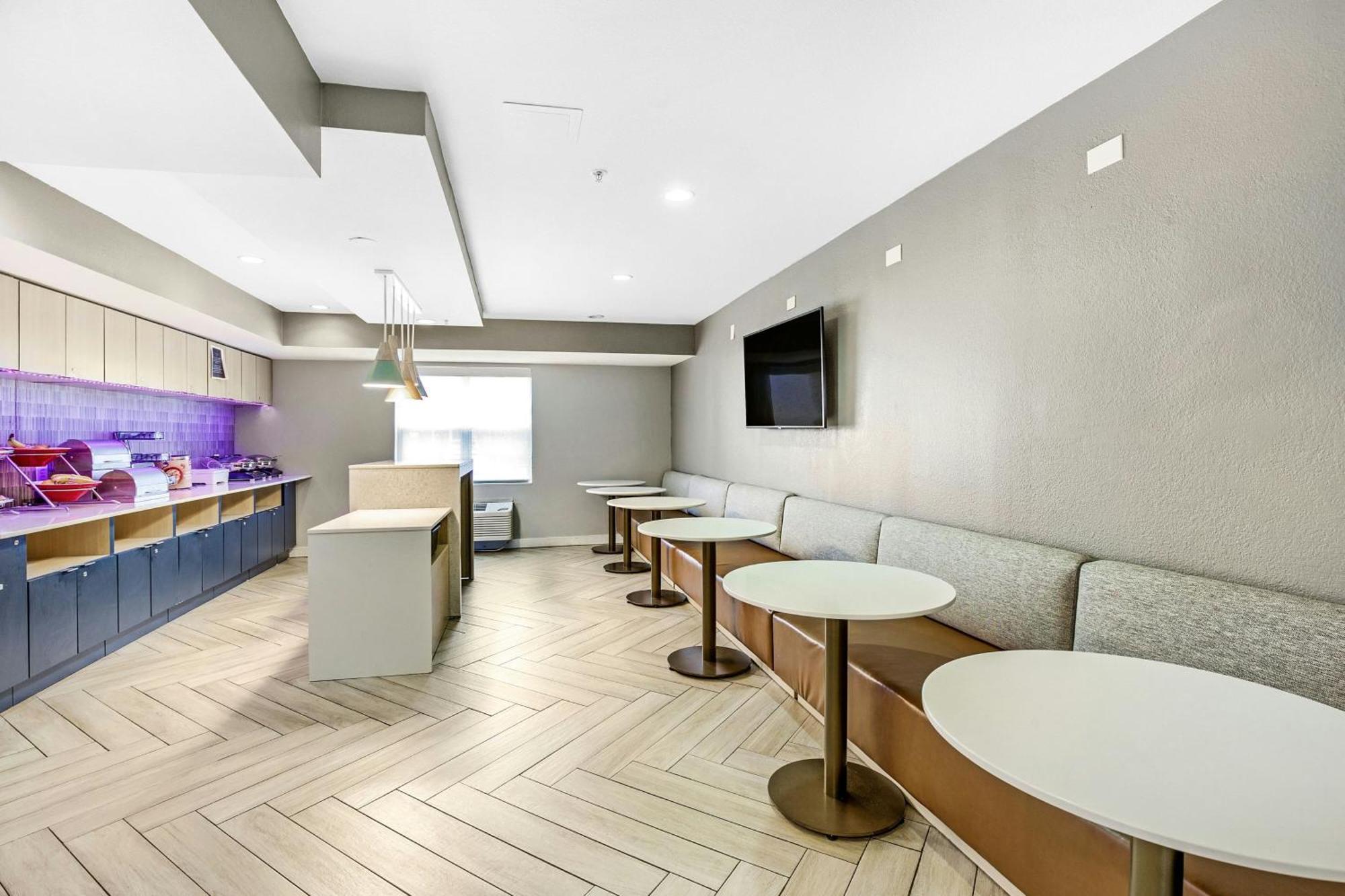 Towneplace Hotel 3*